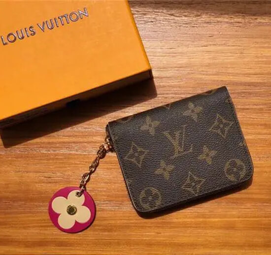 Louis Vuitton Multiple Wallet Galaxy Coated – Pursekelly – high quality  designer Replica bags online Shop!